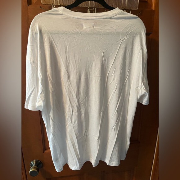 NWT classic white Tee - Picture 2 of 3